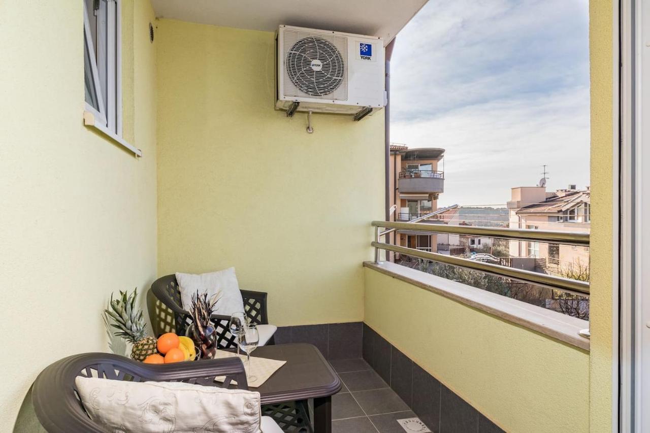 Apartment Klara Пула Экстерьер фото